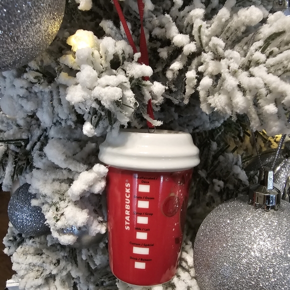 Holiday 2013 Starbucks Ornament - Picture 2 of 3
